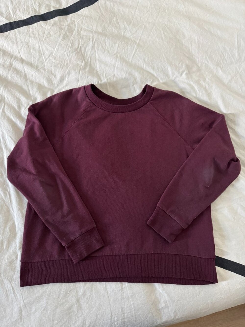 H&M Burgundy Cropped Crewneck Sweatshirt Sz L